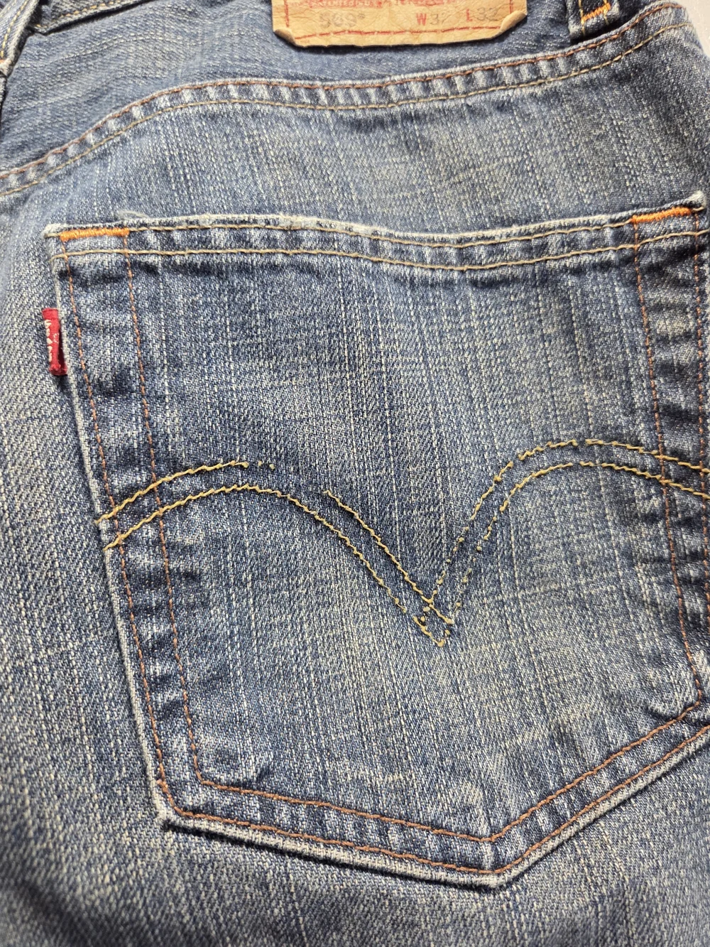 Levi's Men's 569 Denim Jeans in Medium Blue Wash